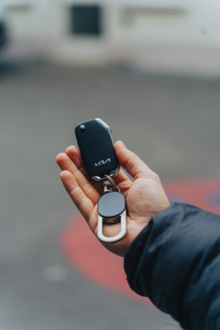 Keyfinder Dual keychain with worldwide locating [10]