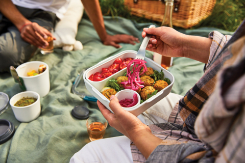 Lunch Box Original – cutie de prânz cu design inspirat de ceramică [17]