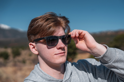 Ochelari de soare cu ramă din PP reciclat 100% [8]