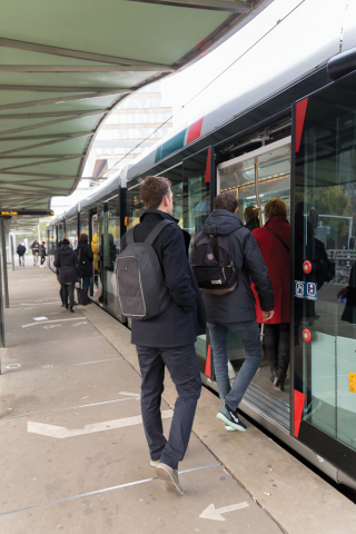 Rucsac antifurt Swiss Peak pentru laptop 15.6” [11]