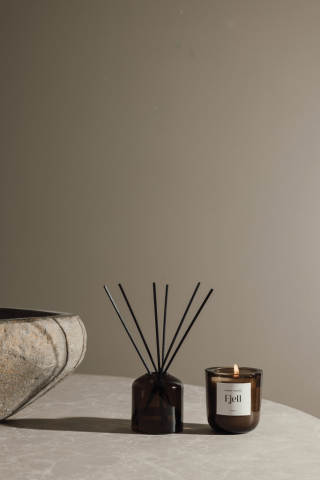 Set aromaterapie – Lumânare și difuzor cu esență nordică [2]