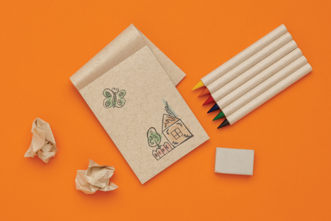 Set Creioane Colouring Infinity cu Carnet [4]