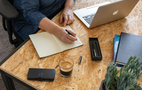 Set de pixuri deluxe – design simplu și elegant [5]