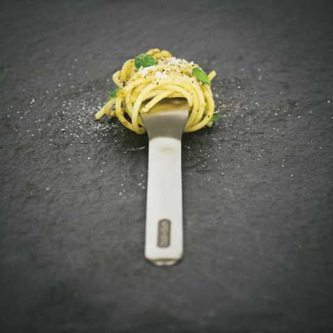 Set tacâmuri compacte din oțel inoxidabil Black+Blum [17]