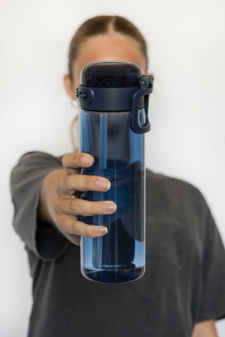 Sticlă sport practică cu deschidere rapidă și pai integrat, 800ML [10]