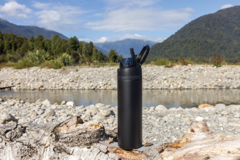 Sticlă de apă Omni Sip din oțel reciclat – 720 ml [7]