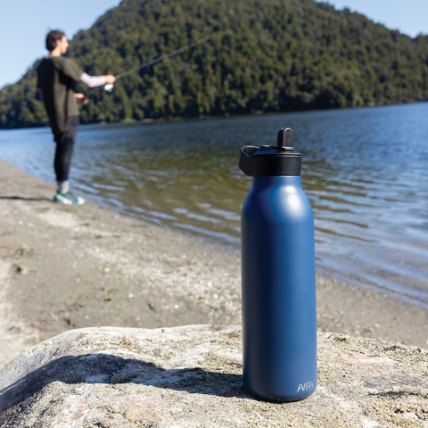 Sticlă termoizolantă Ara cu pai și capac flip-top – 500 ml [13]