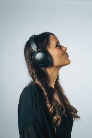 Urban Vitamin Cupertino RCS rplastic ANC headphone [24]