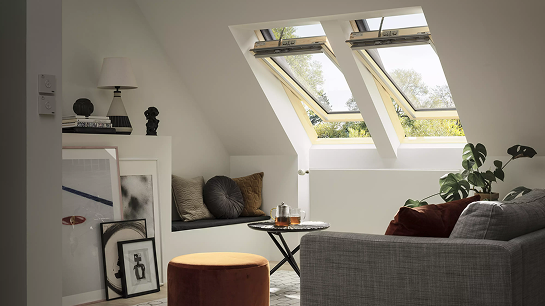 Ferestre de mansardă VELUX controlate de la distanță