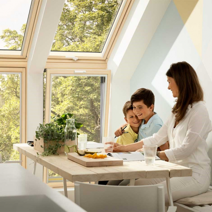 Fereastră verticală pentru combinație cu fereastră de mansardă VELUX VFE 3070 [3]
