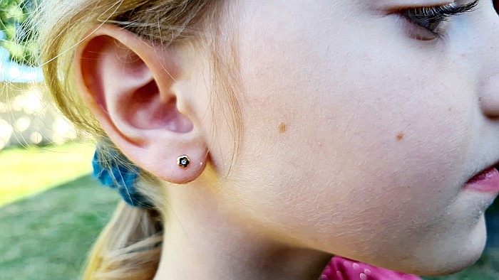 Cercei din aur 14k bebelusi nou nascuti Floricele cu diamant 4mm [2]