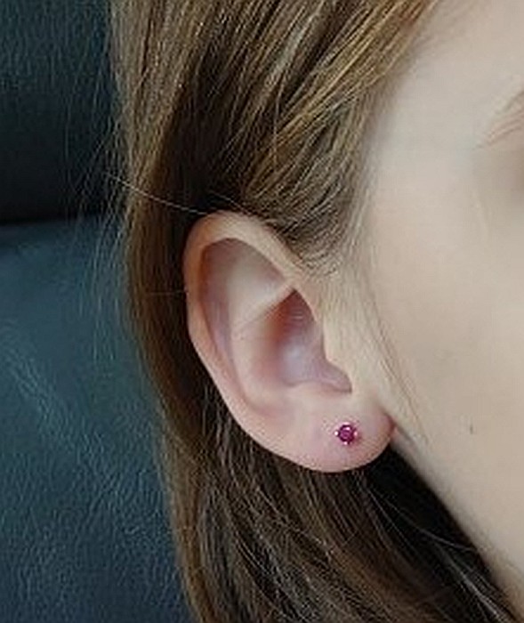 Cercei din aur alb 14K model bebelusi Piatra RUBIN [2]