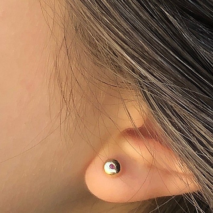 Cercei din aur alb 9k cu Smarald bebelusi nou nascuti 4.5 mm [4]