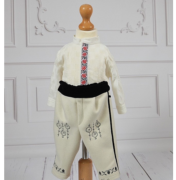 Costum popular de botez baieti iarna, Pintea [2]