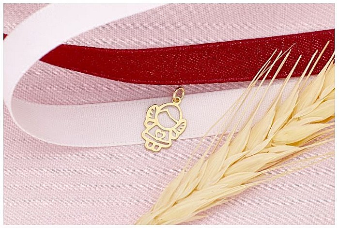Martisor din aur galben 14K Ingeras cu snur rosu [2]