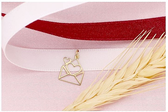 Martisor din aur galben 14K Send My Love cu snur rosu [2]