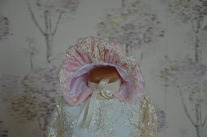 Rochita botez bebe fetita Little Princess- set elegant din tafta si dantela, 3 piese [2]