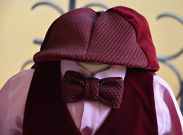 Set costum de botez baiat LUCA, realizat din catifea bordo, contine 6 piese [3]