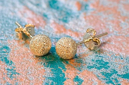 Cercei de aur galben 14k mici dama cu surub Bobite diamantate 4 mm [1]