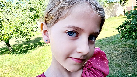 Cercei de aur galben rotunzi cu opal albastru 5,5mm [3]