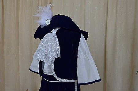 Costum botez baiat pentru vara albastru model print catifea albastra D Artagnan [2]