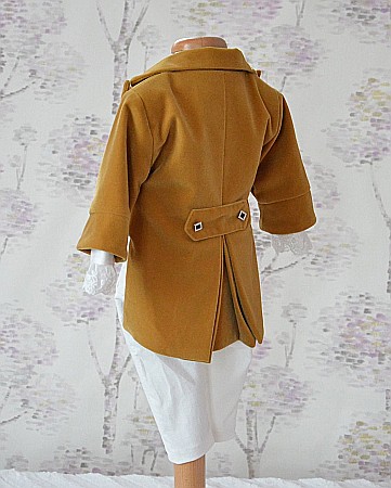 Costum botez baieti Little Prince din catifea, croiala spectaculoasa [3]