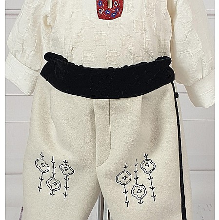 Costum traditional de botez baieti iarna, Haiduc [3]