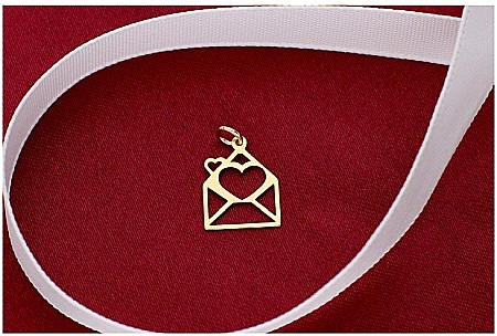 Martisoare aur si argint - Martisor din aur galben 14K Send My Love cu snur rosu