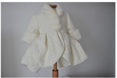 Palton alb-ivoire de botez bebelusi fetite BEIGE Toamna-Iarna ocazii speciale, 3 piese [1]
