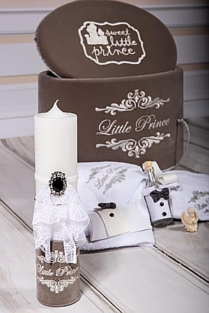 Set complet costumas, lumanare si trusou de botez Julian [6]