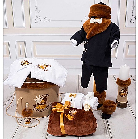 Costume Botez - Set costum, lumanare si trusou de botez baieti toamna-iarna Sebastian