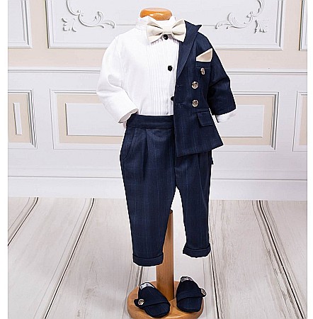 Set costumas, lumanare si trusou de botez Little Gentleman [2]