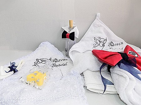 Trusou botez baieti Ingeras brodat cu blazon CROWN [1]
