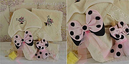 Trusou botez fete roz pentru biserica Minnie [1]