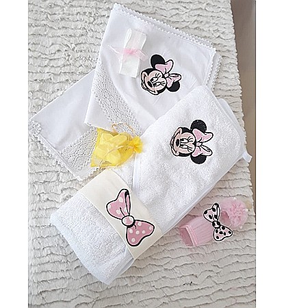 Trusou botez fetita biserica Minnie Bow [2]