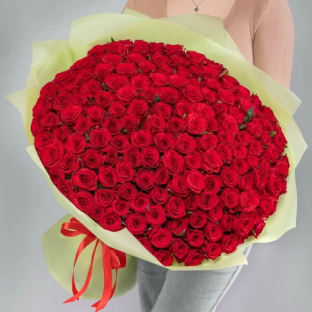 Aranjamente florale - Buchet 151 Trandafiri Rosii