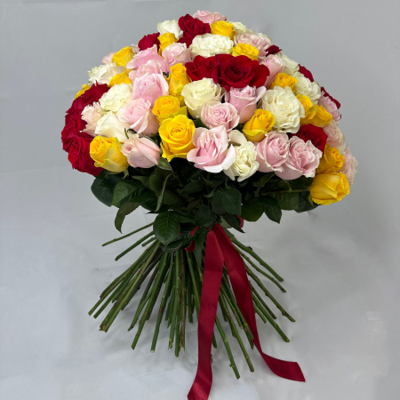 BUCHETE DE TRANDAFIRI MIX - Buchet 151 Trandafiri Mix
