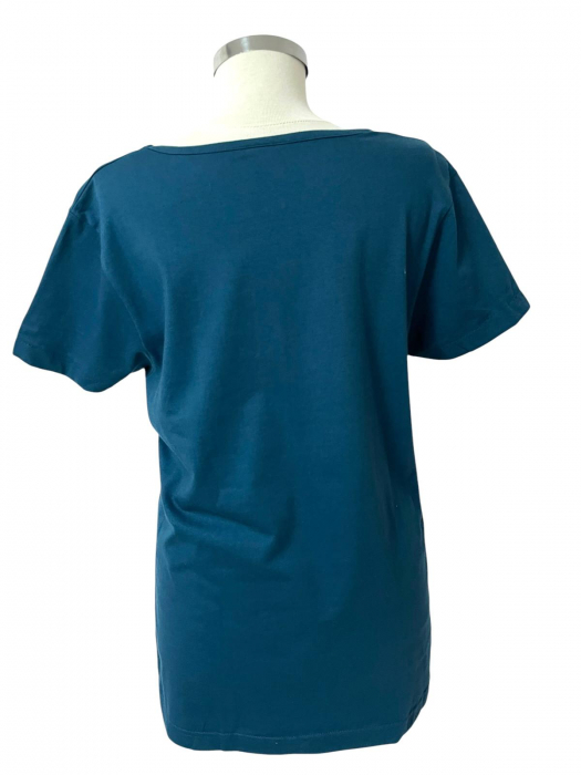 Tricou                           L [2]