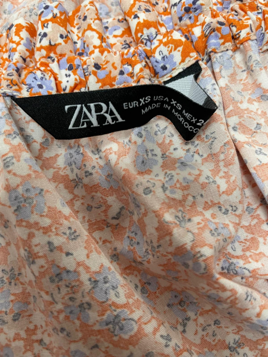 Zara top                  XS [3]