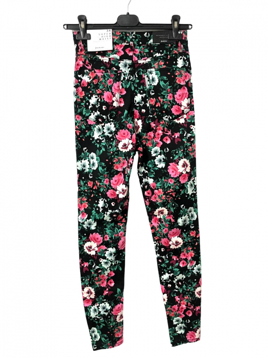 Stradivarius pantaloni/blugi                        XS [2]