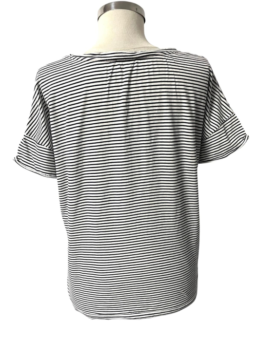 Tricou                         L [2]