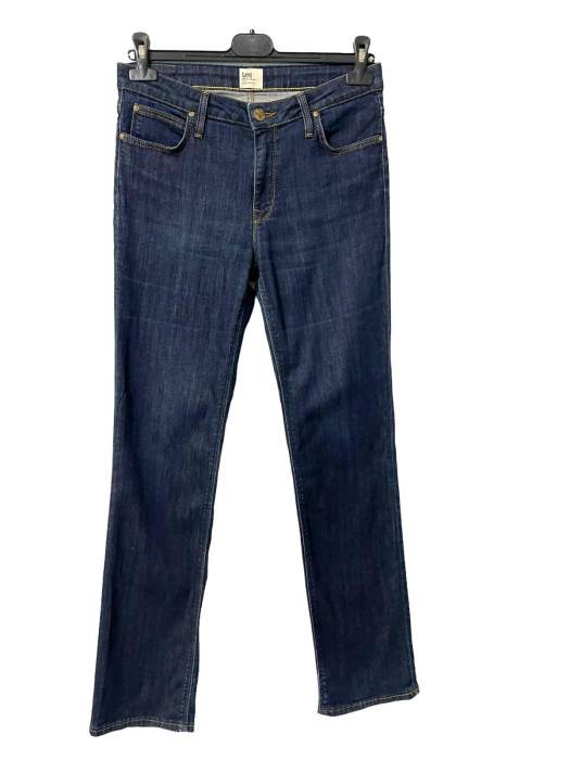 Lee blugi                 M [1]