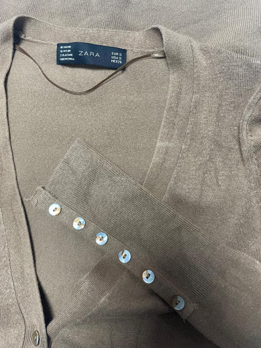 Zara cardigan                        S [3]