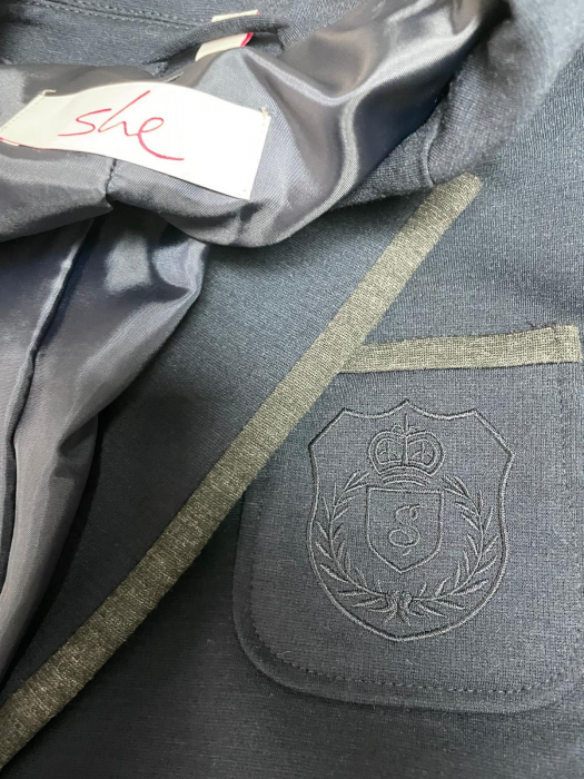 She sacou                      L/XL [4]