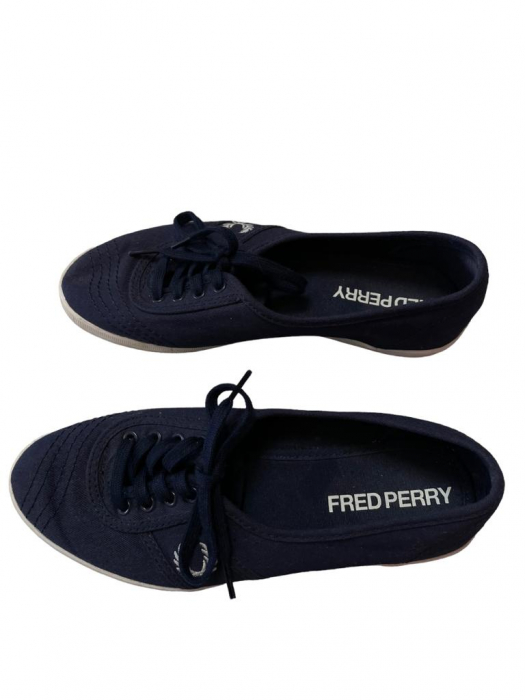 Tenisi Fred Perry                36 [2]