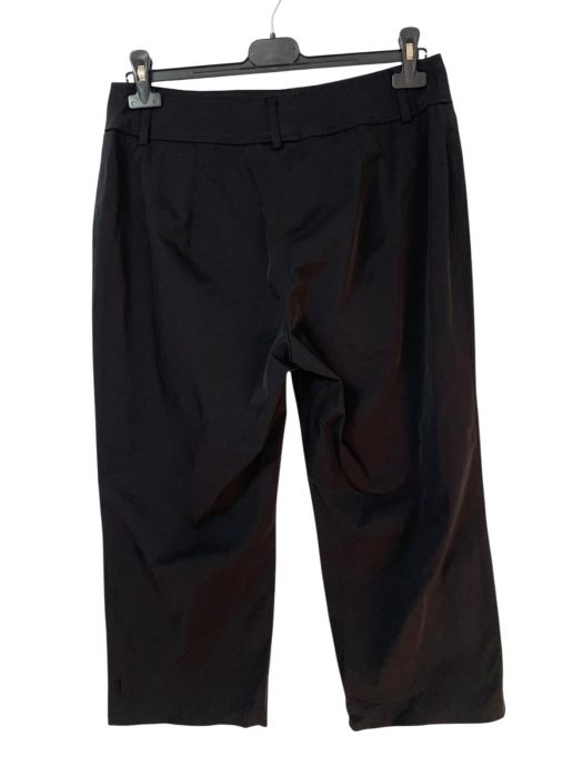 Pantaloni scurti                          L [2]