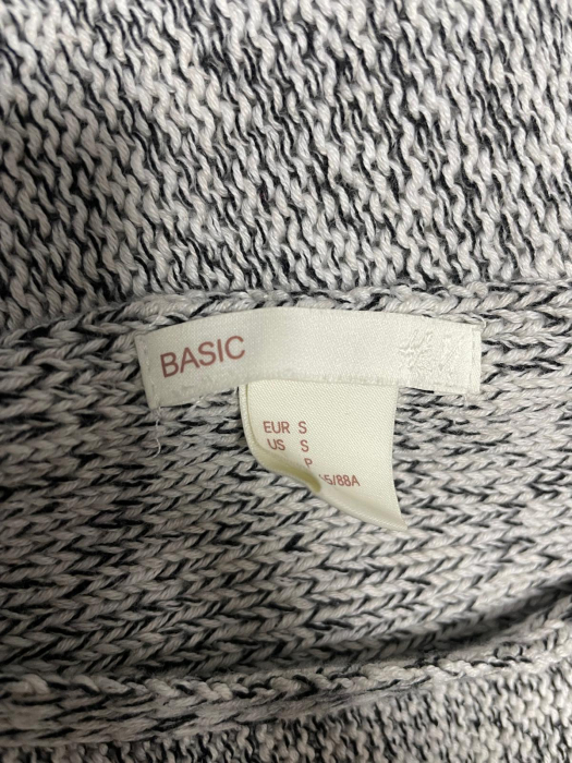 H&M pulover                          M/L [4]