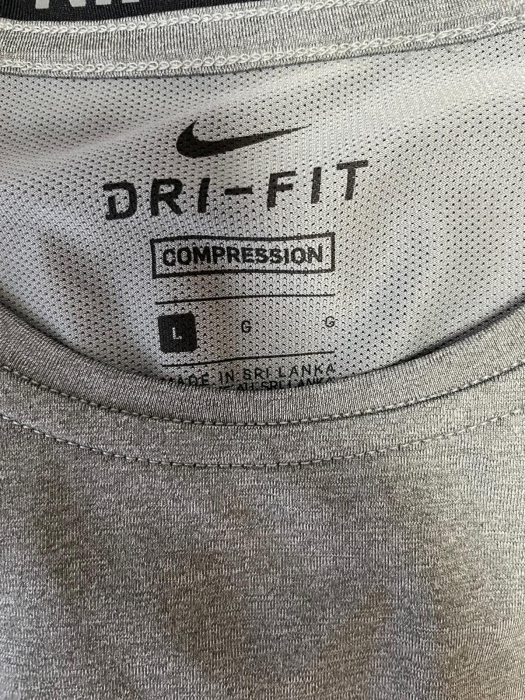 Nike tricou                          M [3]
