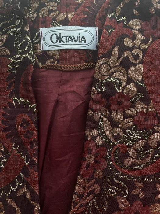 Sacou Octavia                  M/40 [3]