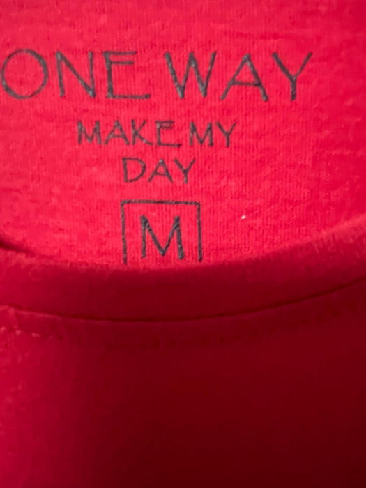 Tricou                      M [3]